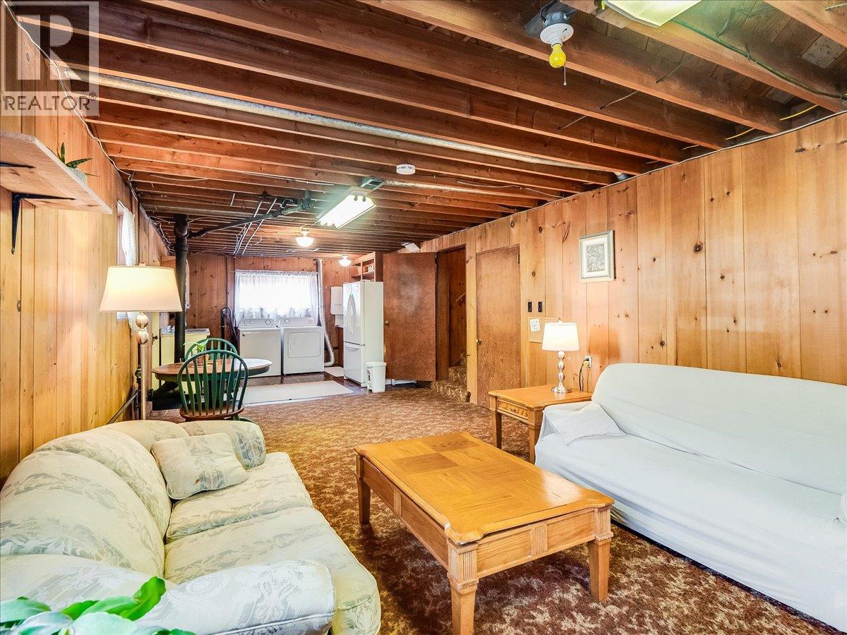 2225 7th Avenue, Trail, British Columbia  V1R 3C9 - Photo 33 - 10380908