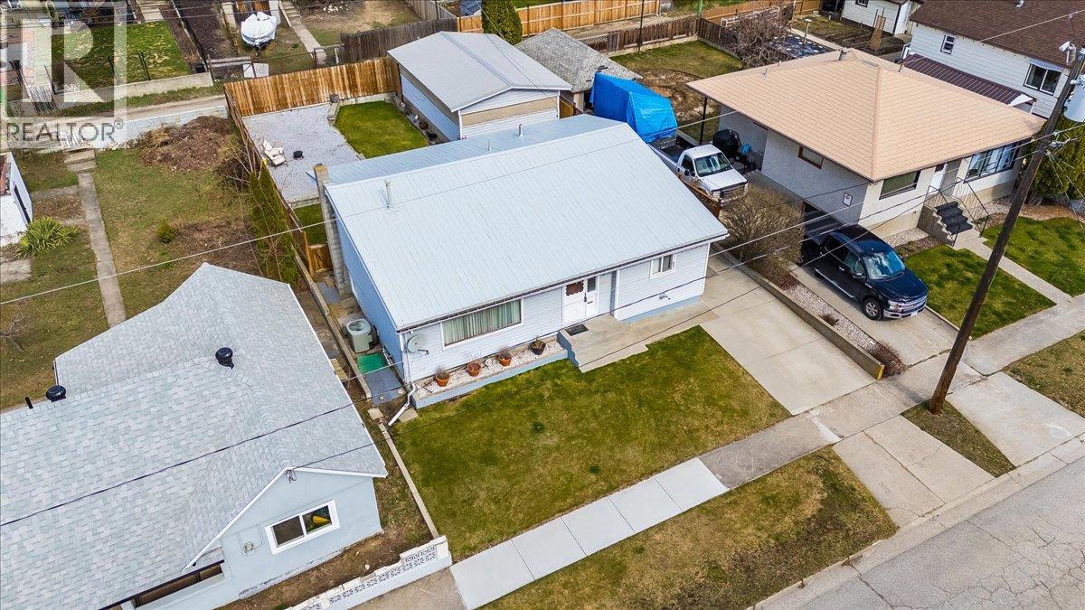 2225 7th Avenue, Trail, British Columbia  V1R 3C9 - Photo 56 - 10380908