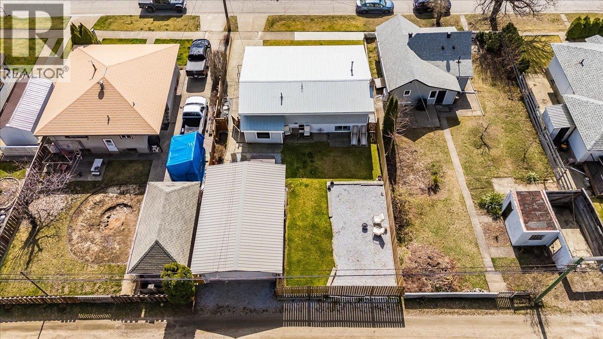 2225 7th Avenue, Trail, British Columbia  V1R 3C9 - Photo 60 - 10380908