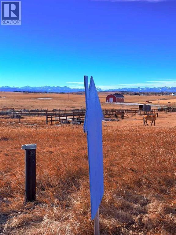 42229 Weedon Trail, Rural Rocky View County, Alberta  T4C 3A2 - Photo 3 - A2270949