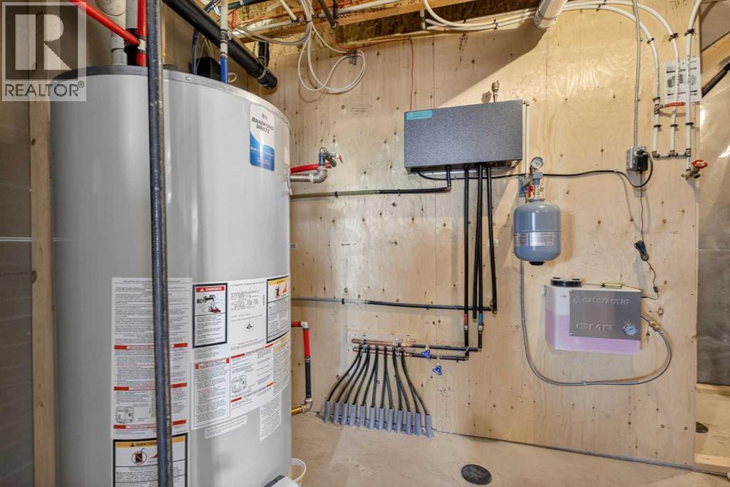 417 Frederick Avenue W, Standard, Alberta  T0J 3G0 - Photo 38 - A2283960