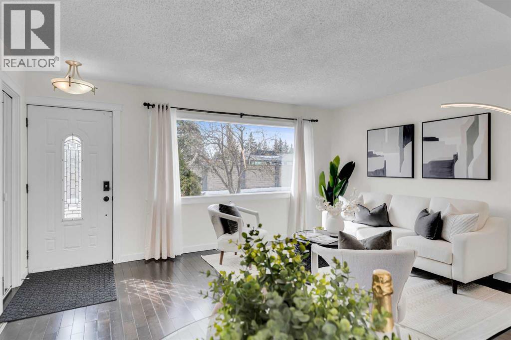 4224 Worcester Drive Sw, Calgary, Alberta  T3C 3L4 - Photo 12 - A2290587