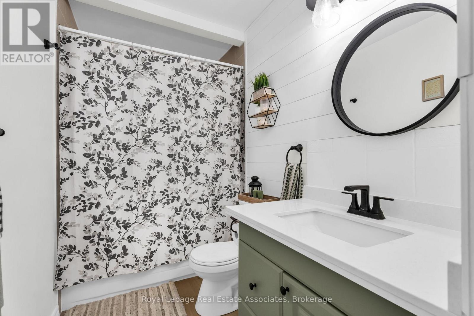 31 - 20 Mountainview Road S, Halton Hills, Ontario  L7G 4K3 - Photo 19 - W12886620