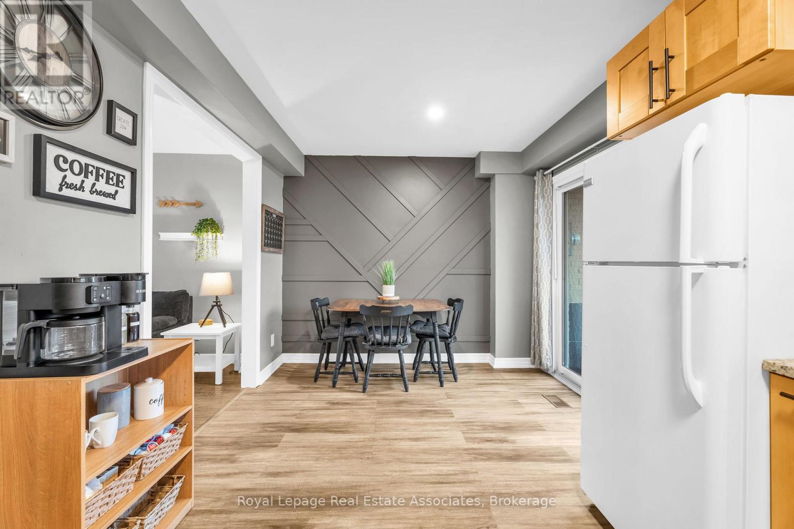 31 - 20 Mountainview Road S, Halton Hills, Ontario  L7G 4K3 - Photo 7 - W12886620