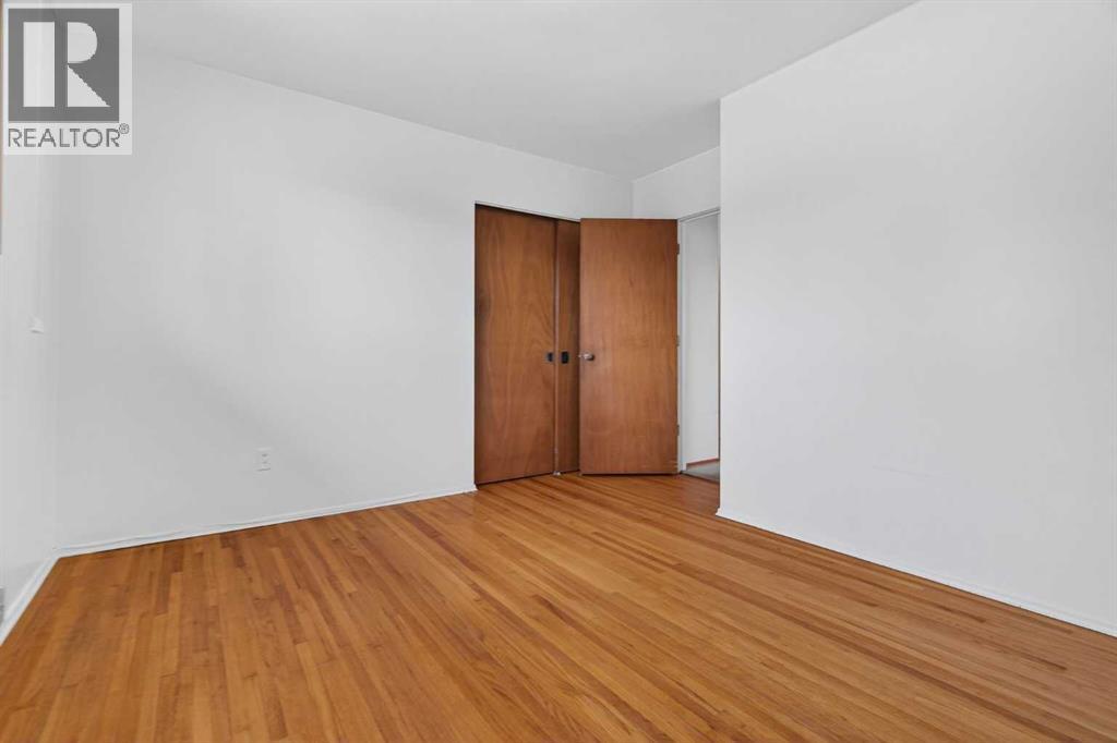 58 Westwood Drive SW, Calgary, Alberta  T3C 2V7 - Photo 29 - A2294238