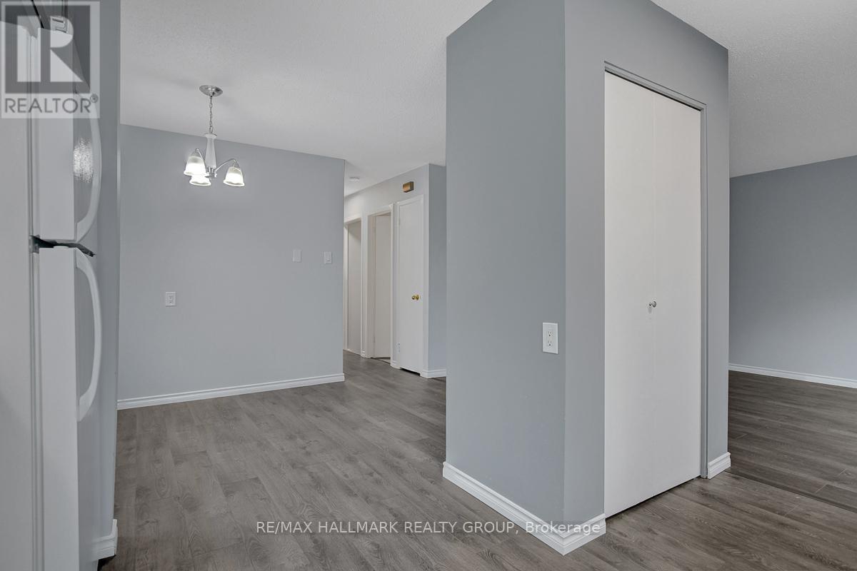 71 Morton Drive, Ottawa, Ontario  K2L 1W9 - Photo 17 - X12931374