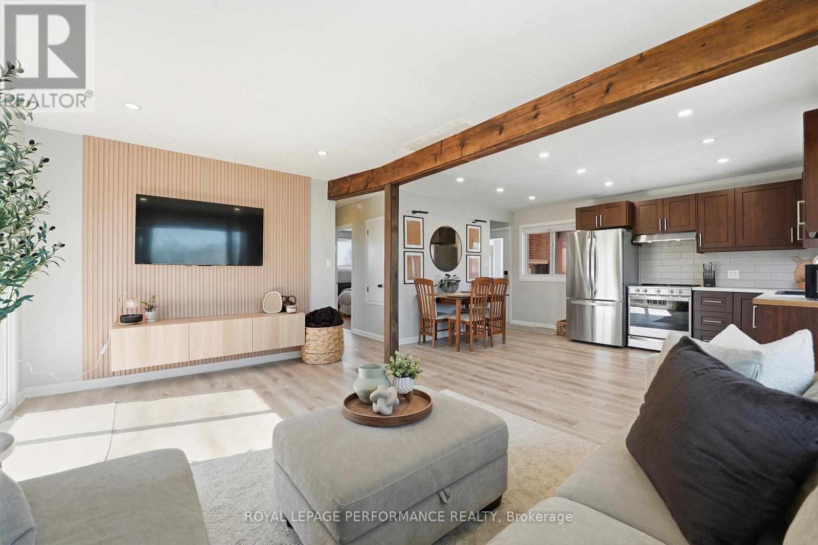 990 Laviolette Street, Clarence-Rockland, Ontario  K4K 1B9 - Photo 11 - X12931386