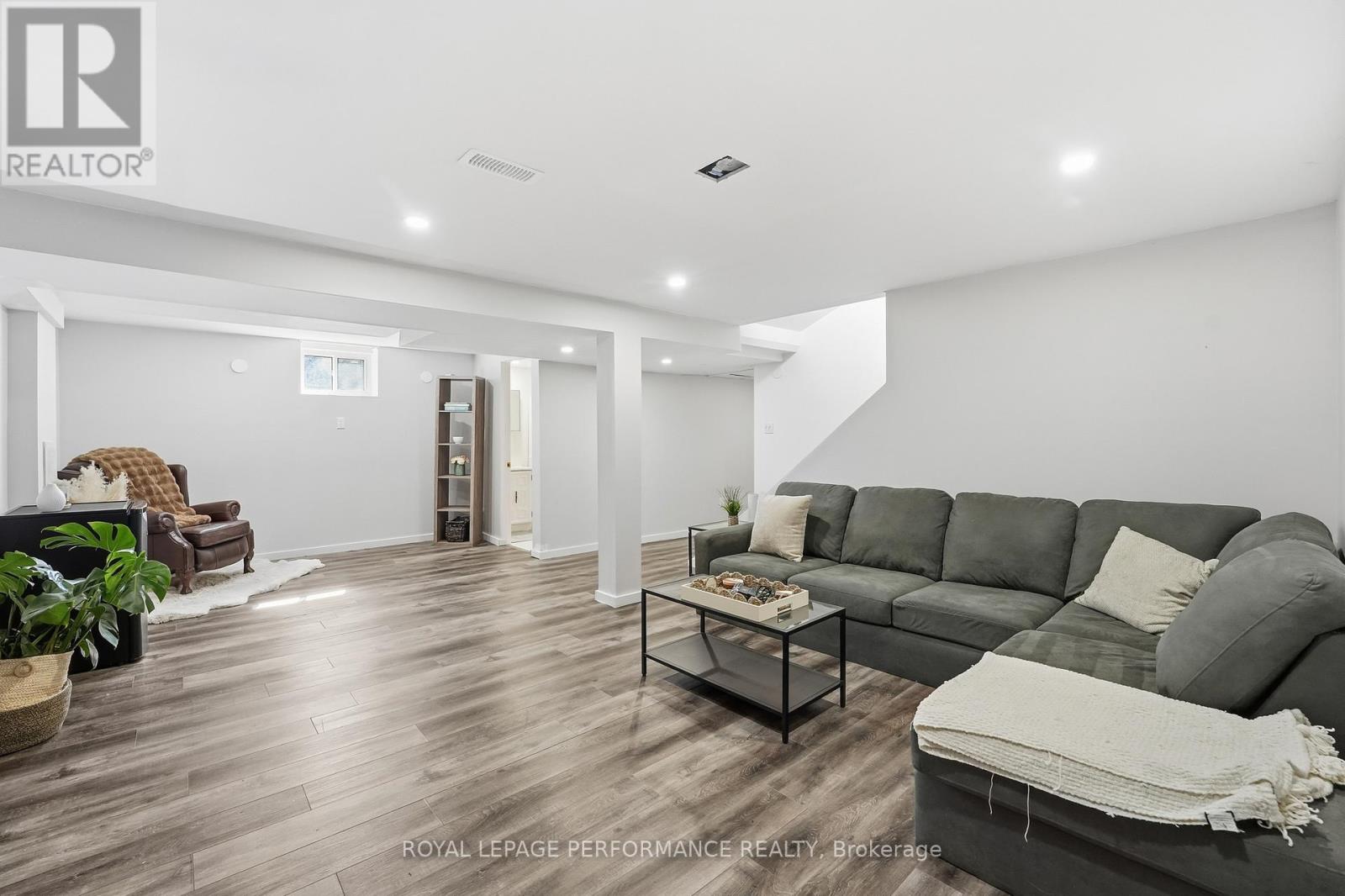 990 Laviolette Street, Clarence-Rockland, Ontario  K4K 1B9 - Photo 21 - X12931386