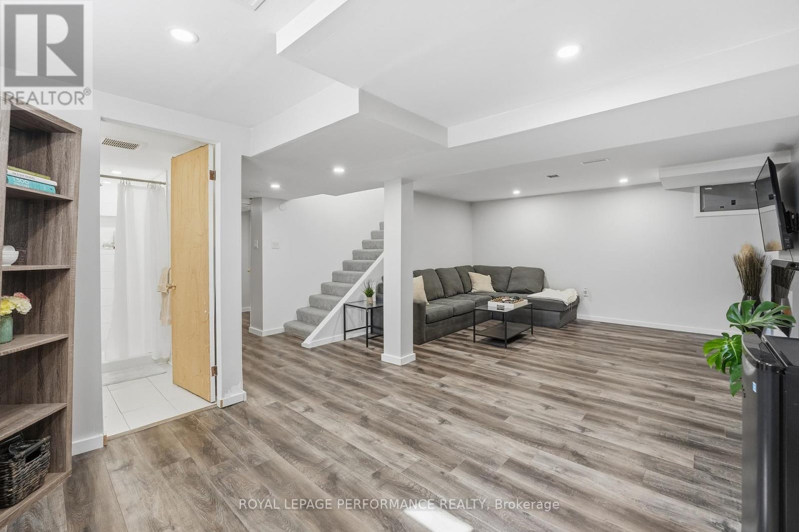 990 Laviolette Street, Clarence-Rockland, Ontario  K4K 1B9 - Photo 22 - X12931386