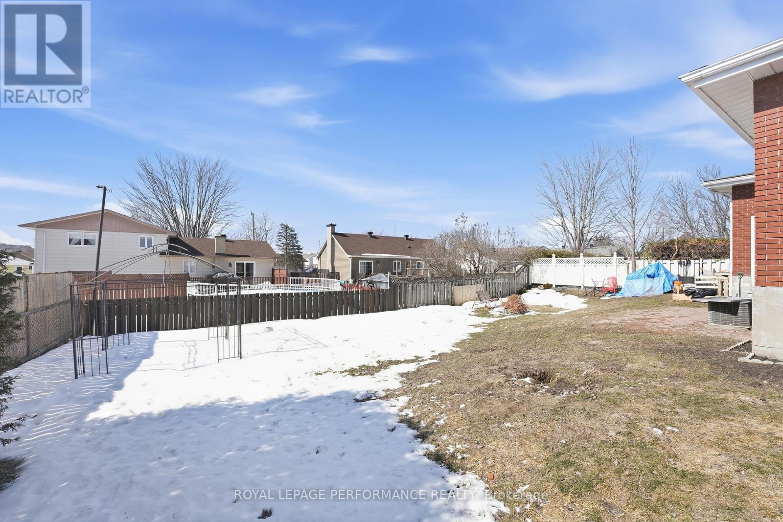 990 Laviolette Street, Clarence-Rockland, Ontario  K4K 1B9 - Photo 27 - X12931386