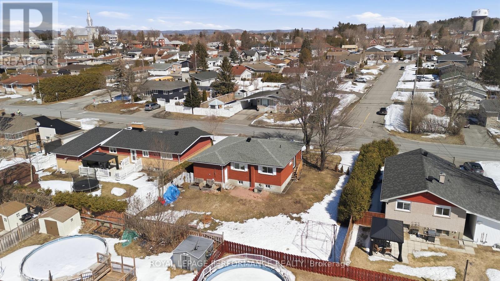 990 Laviolette Street, Clarence-Rockland, Ontario  K4K 1B9 - Photo 29 - X12931386