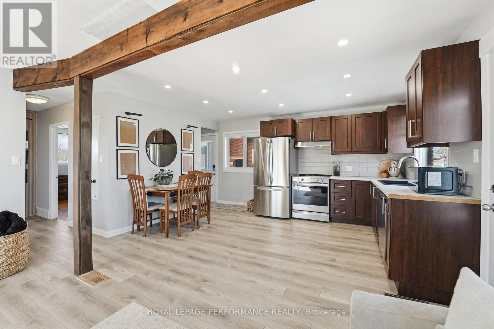 990 Laviolette Street, Clarence-Rockland, Ontario  K4K 1B9 - Photo 3 - X12931386