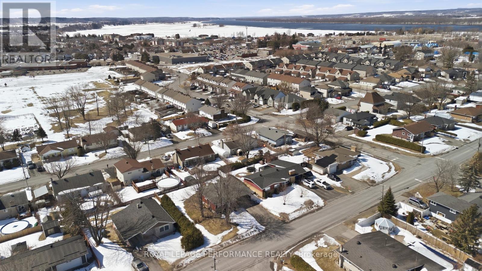 990 Laviolette Street, Clarence-Rockland, Ontario  K4K 1B9 - Photo 30 - X12931386