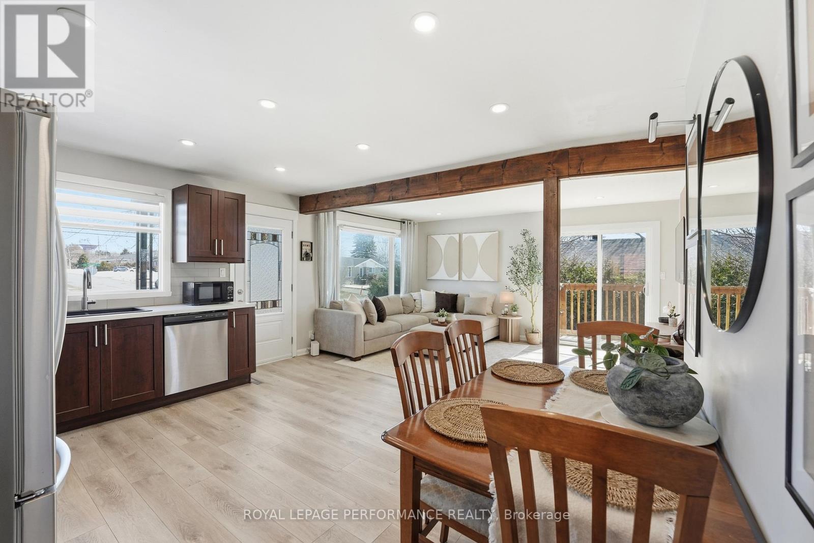 990 Laviolette Street, Clarence-Rockland, Ontario  K4K 1B9 - Photo 6 - X12931386