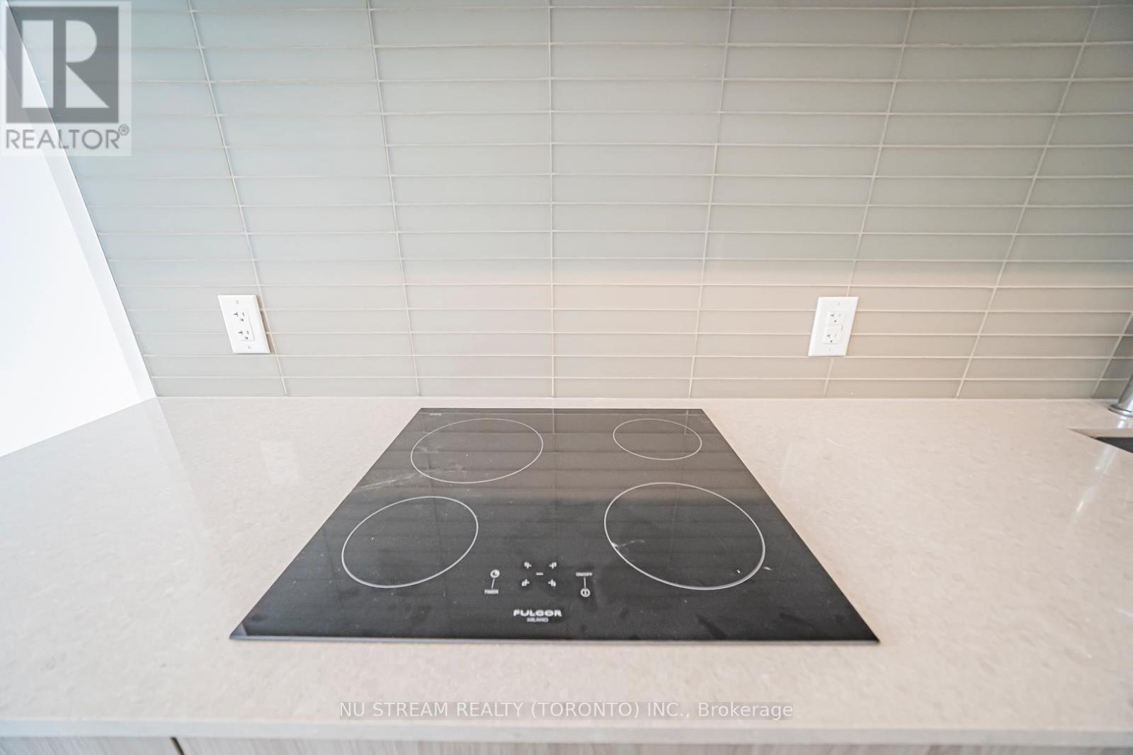 2013 - 36 Olive Avenue, Toronto, Ontario  M2N 4P9 - Photo 14 - C12931384