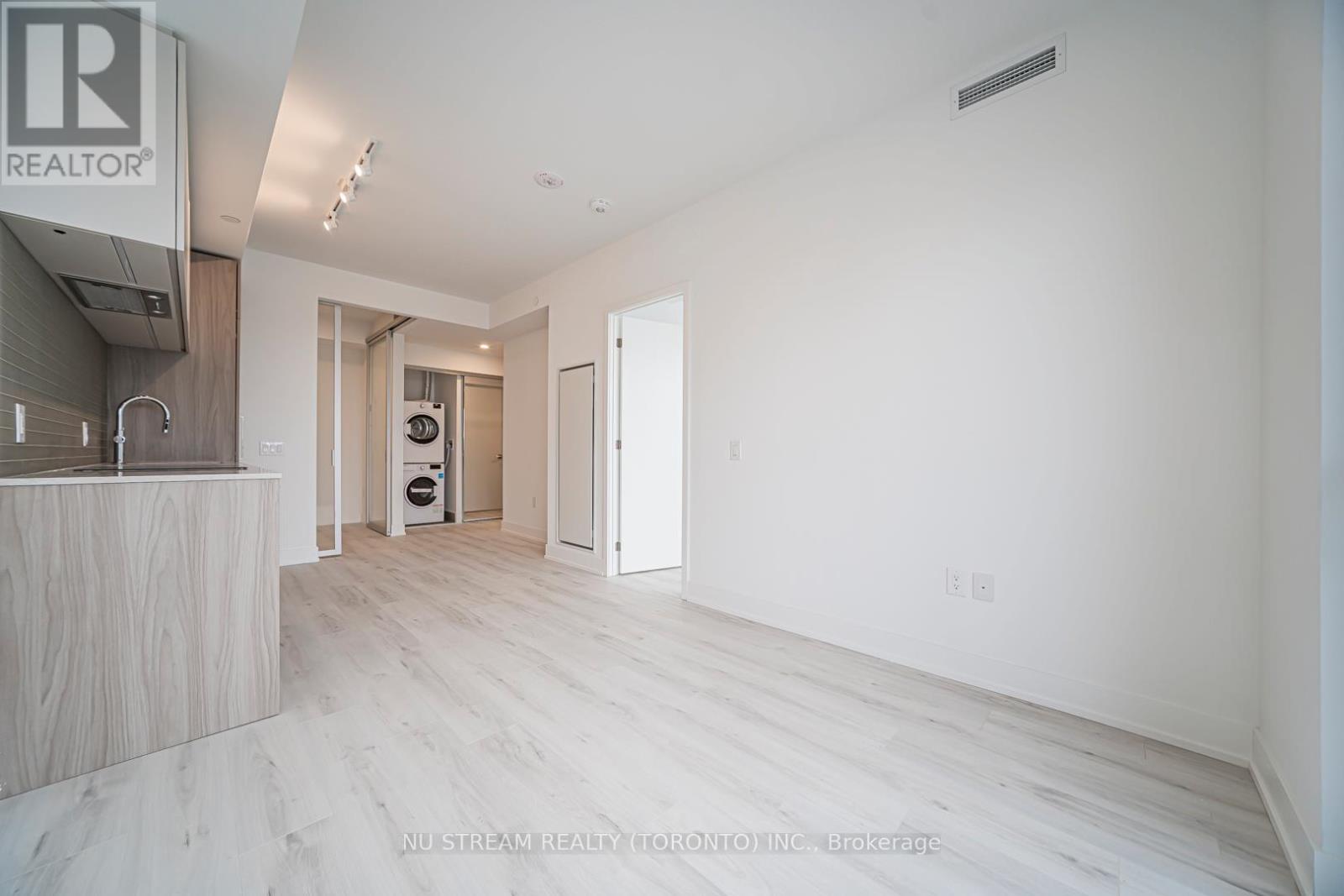 2013 - 36 Olive Avenue, Toronto, Ontario  M2N 4P9 - Photo 19 - C12931384