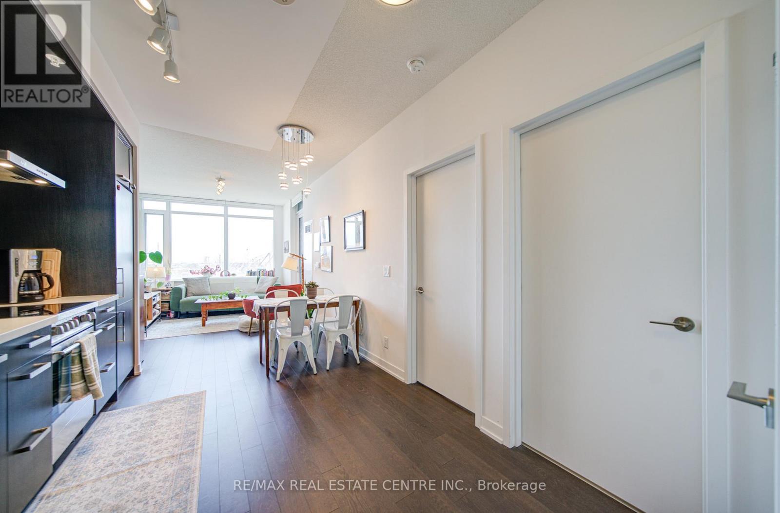 N510 - 120 Bayview Avenue, Toronto, Ontario  M5A 0G4 - Photo 6 - C12931402