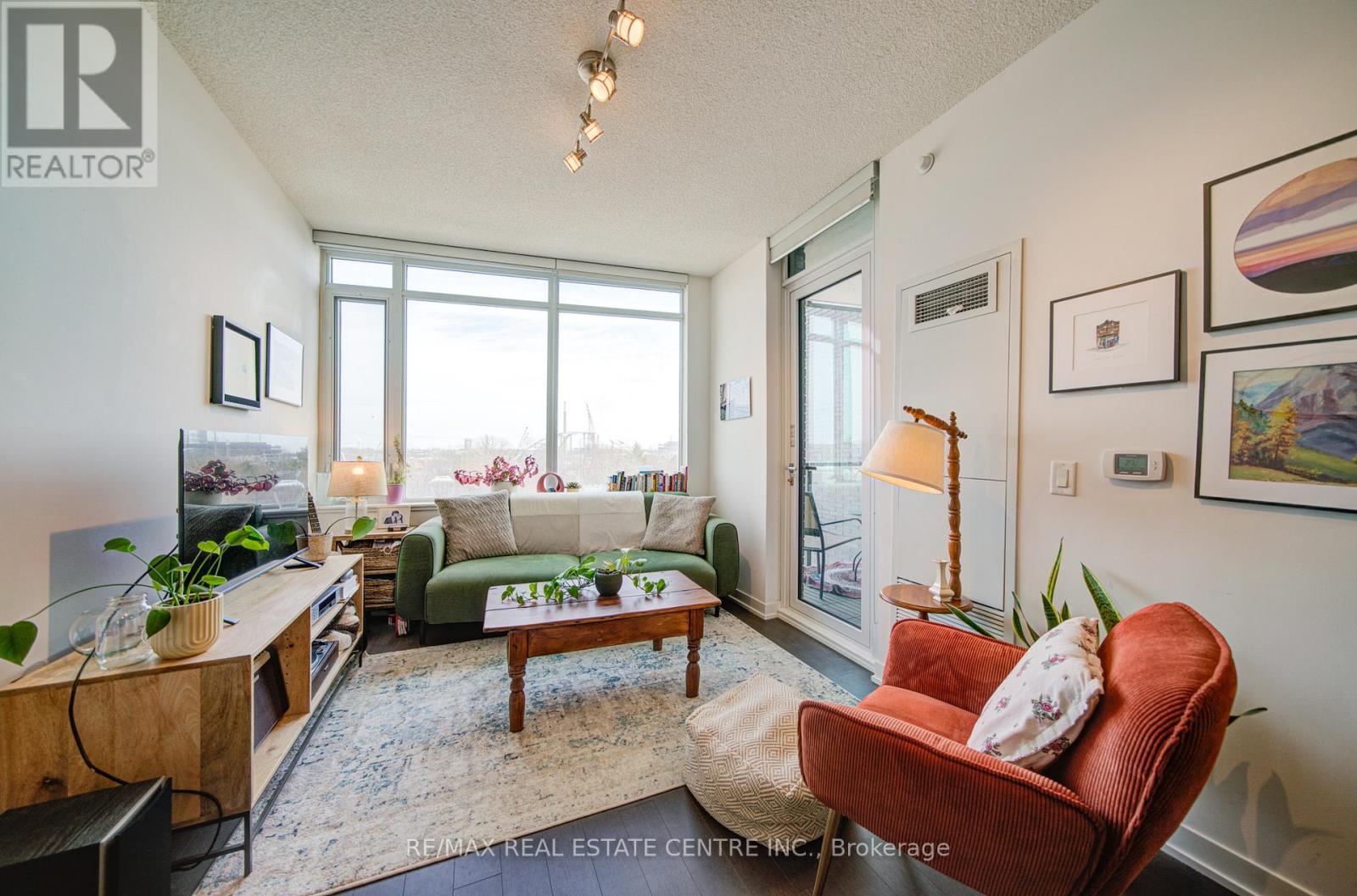 N510 - 120 Bayview Avenue, Toronto, Ontario  M5A 0G4 - Photo 9 - C12931402