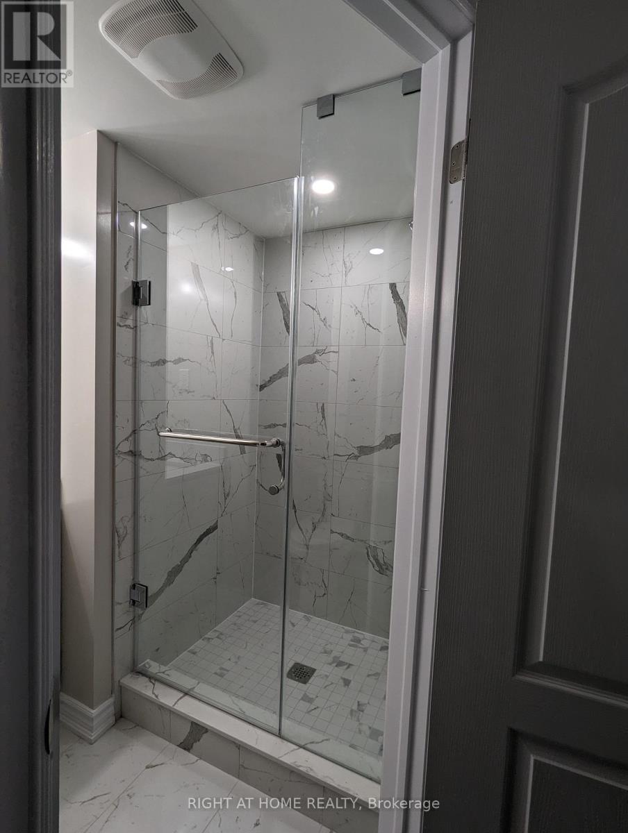 29 Brantford Drive, Toronto, Ontario  M1W 1E2 - Photo 10 - E12931398