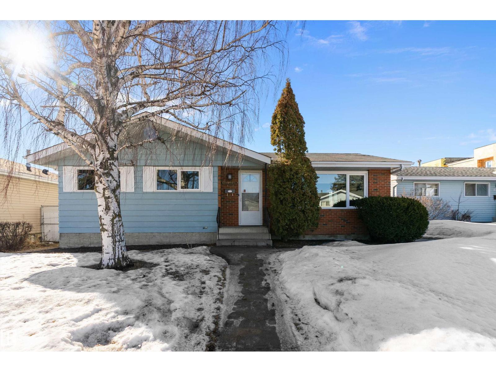 7711 132 A AV NW NW, Edmonton, Alberta