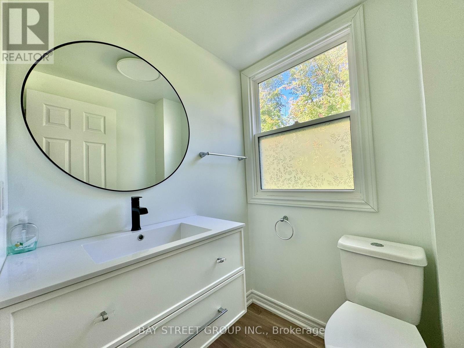 7258 9th Line, New Tecumseth, Ontario  L0G 1A0 - Photo 19 - N12931396