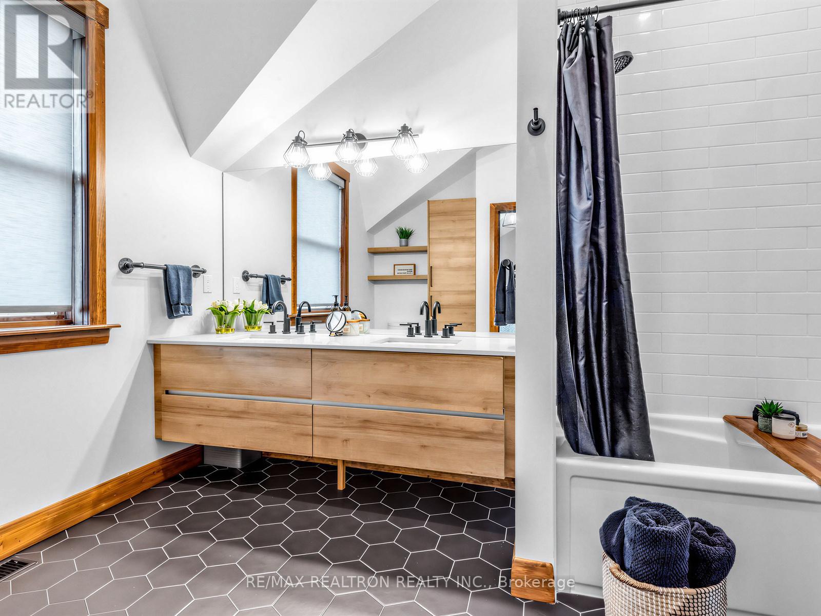 49 Gray Lane, Barrie, Ontario  L4N 7T1 - Photo 37 - S12931266