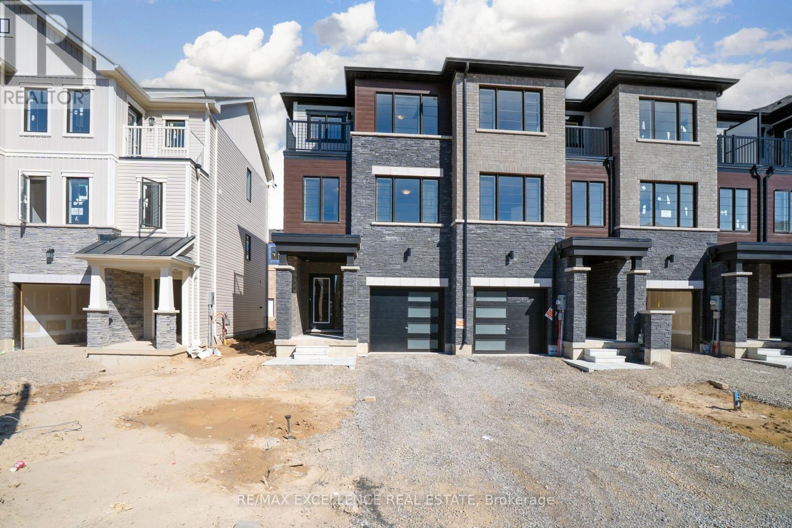 12 HINE ROAD, Brantford, Ontario