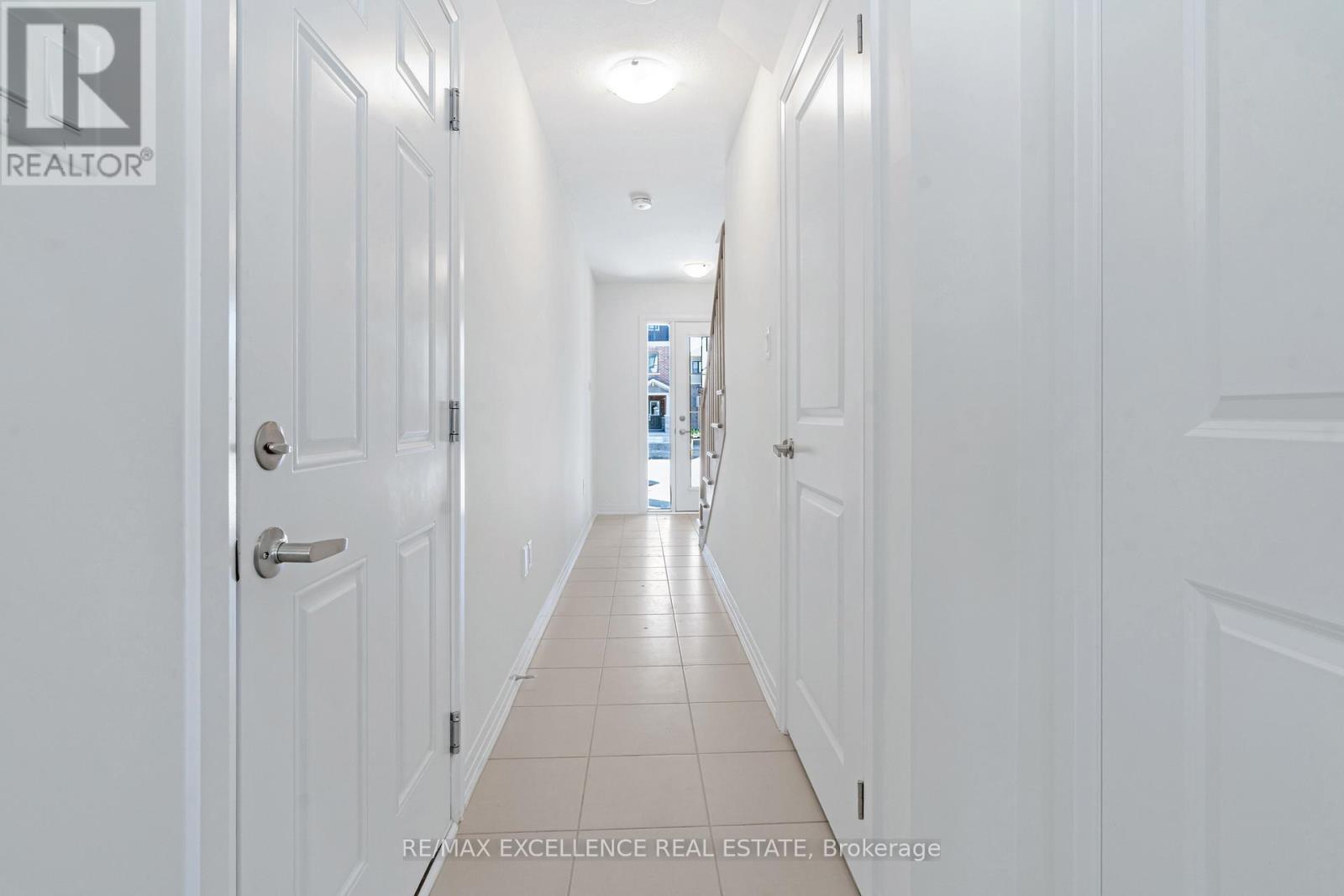 12 Hine Road, Brantford, Ontario  N3T 0W4 - Photo 4 - X12931376