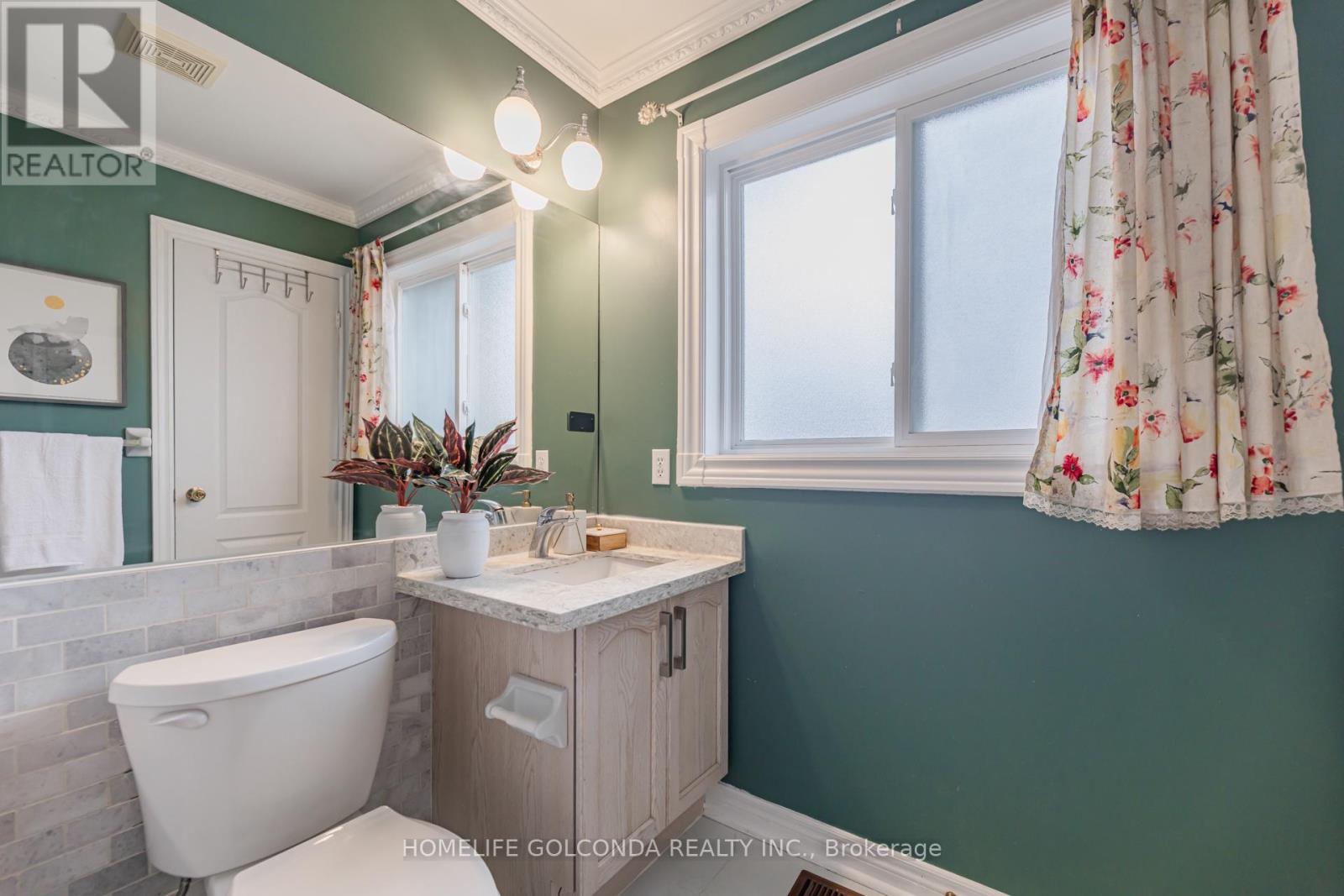 15 Amulet Crescent, Richmond Hill, Ontario L4S 2S2 - Photo 16 - N12931364