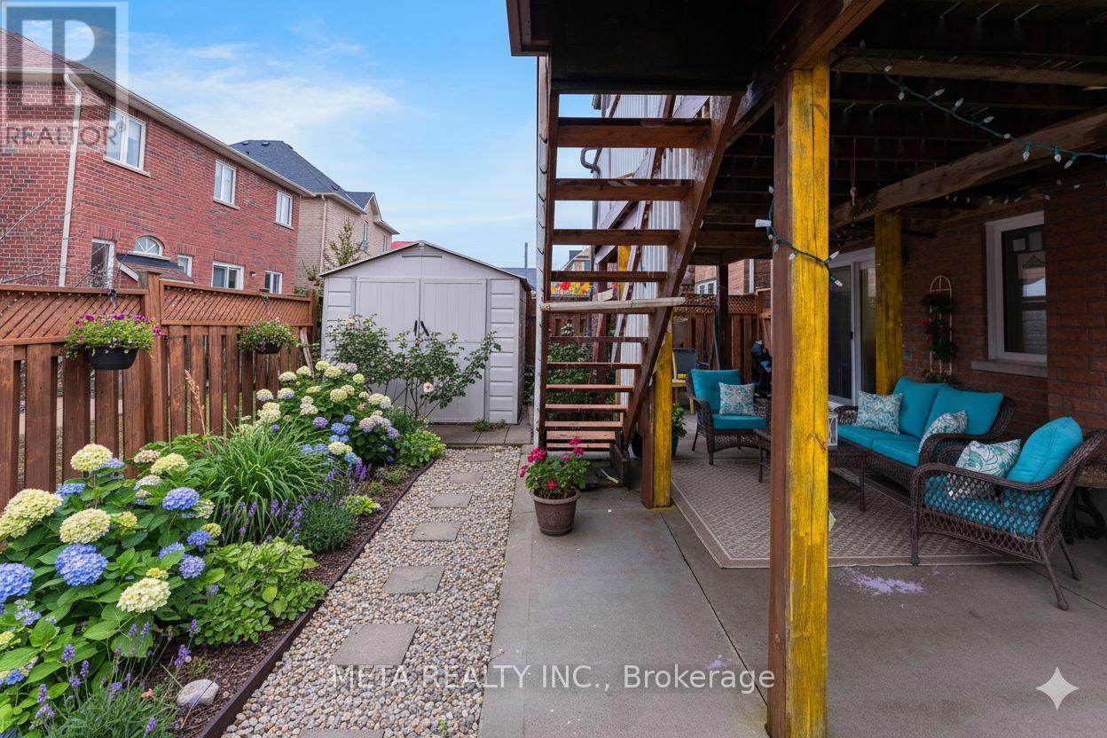 30 Krakow Street, Brampton, Ontario L6Y 0K7 - Photo 36 - W12906932