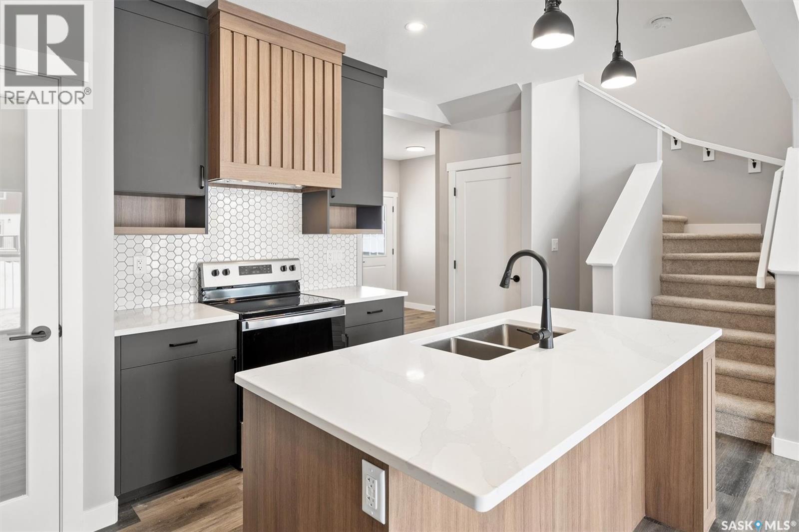 313 Veterans Drive, Warman, Saskatchewan  S0K 4S3 - Photo 10 - SK031499