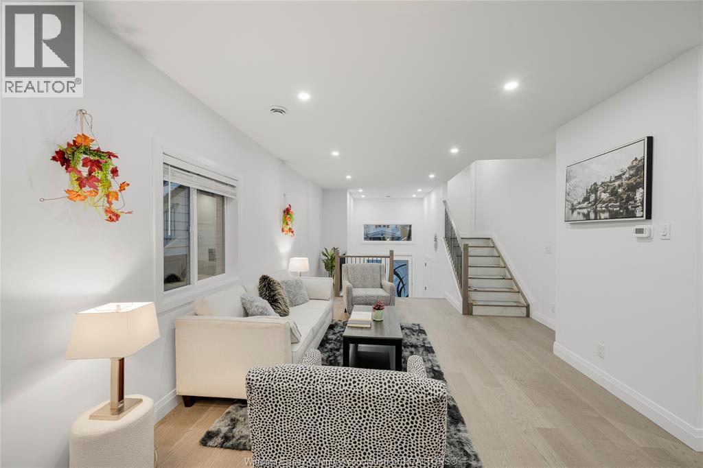 665 Alexandrine Street, Windsor, Ontario  N8X 3C1 - Photo 8 - 26006414