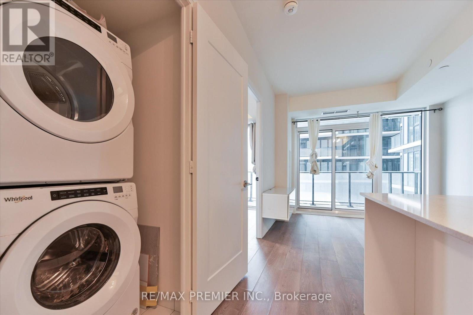 308 - 9000 Jane Street, Vaughan, Ontario  L4K 0M6 - Photo 13 - N12930436