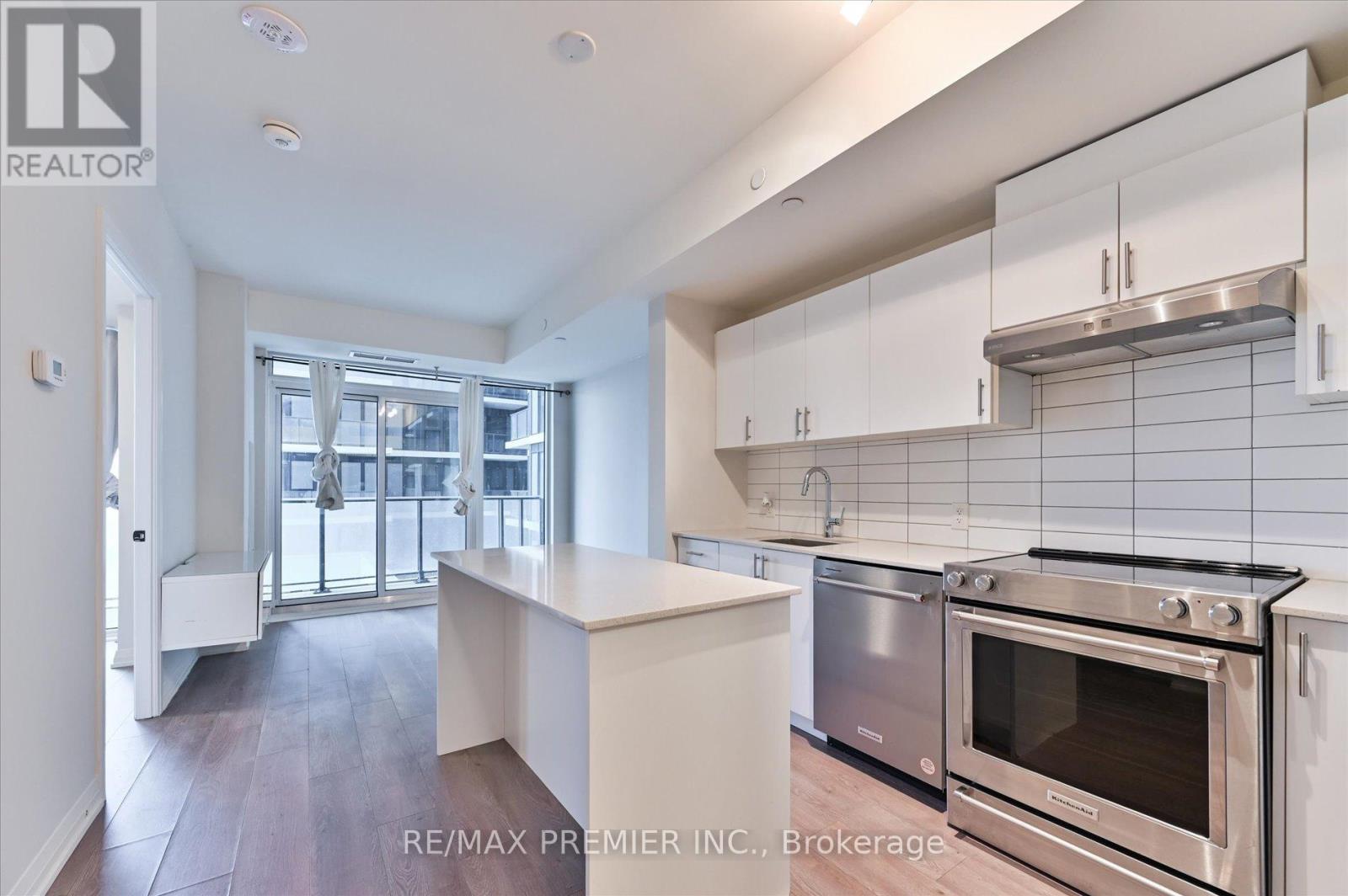 308 - 9000 Jane Street, Vaughan, Ontario  L4K 0M6 - Photo 6 - N12930436