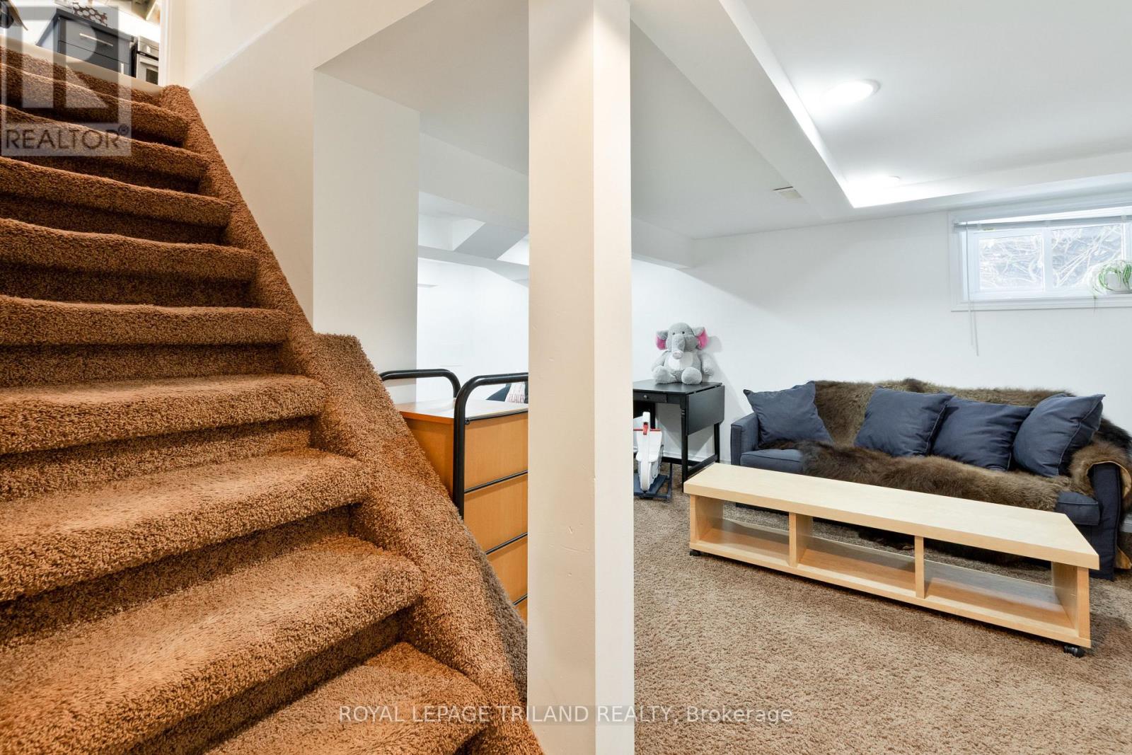 90 Locust Street, St. Thomas, Ontario  N5R 2C4 - Photo 27 - X12814406