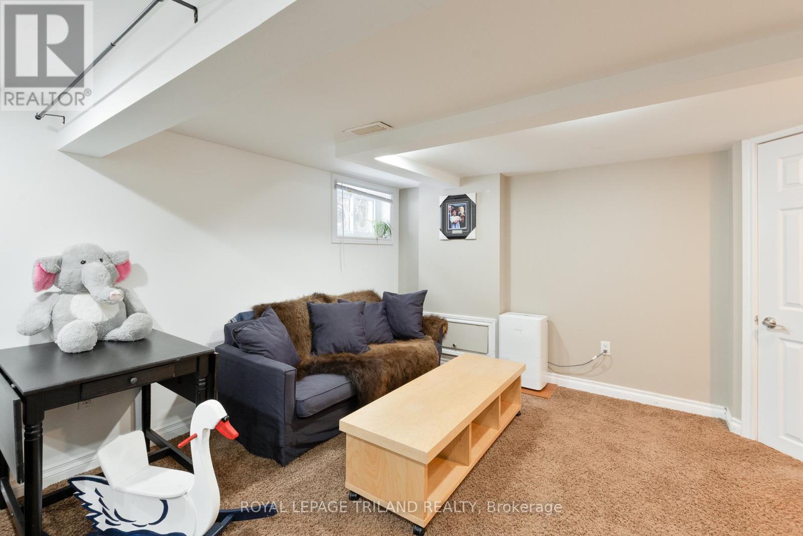 90 Locust Street, St. Thomas, Ontario  N5R 2C4 - Photo 29 - X12814406