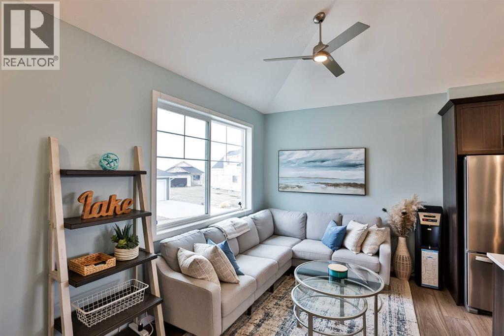 51 White Pelican Way, Rural Vulcan County, Alberta  T0L 2B0 - Photo 6 - A2296127