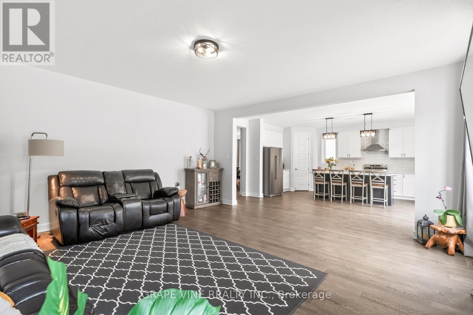 845 Pearly Everlasting Crescent, Ottawa, Ontario  K0A 2Z0 - Photo 22 - X12931410