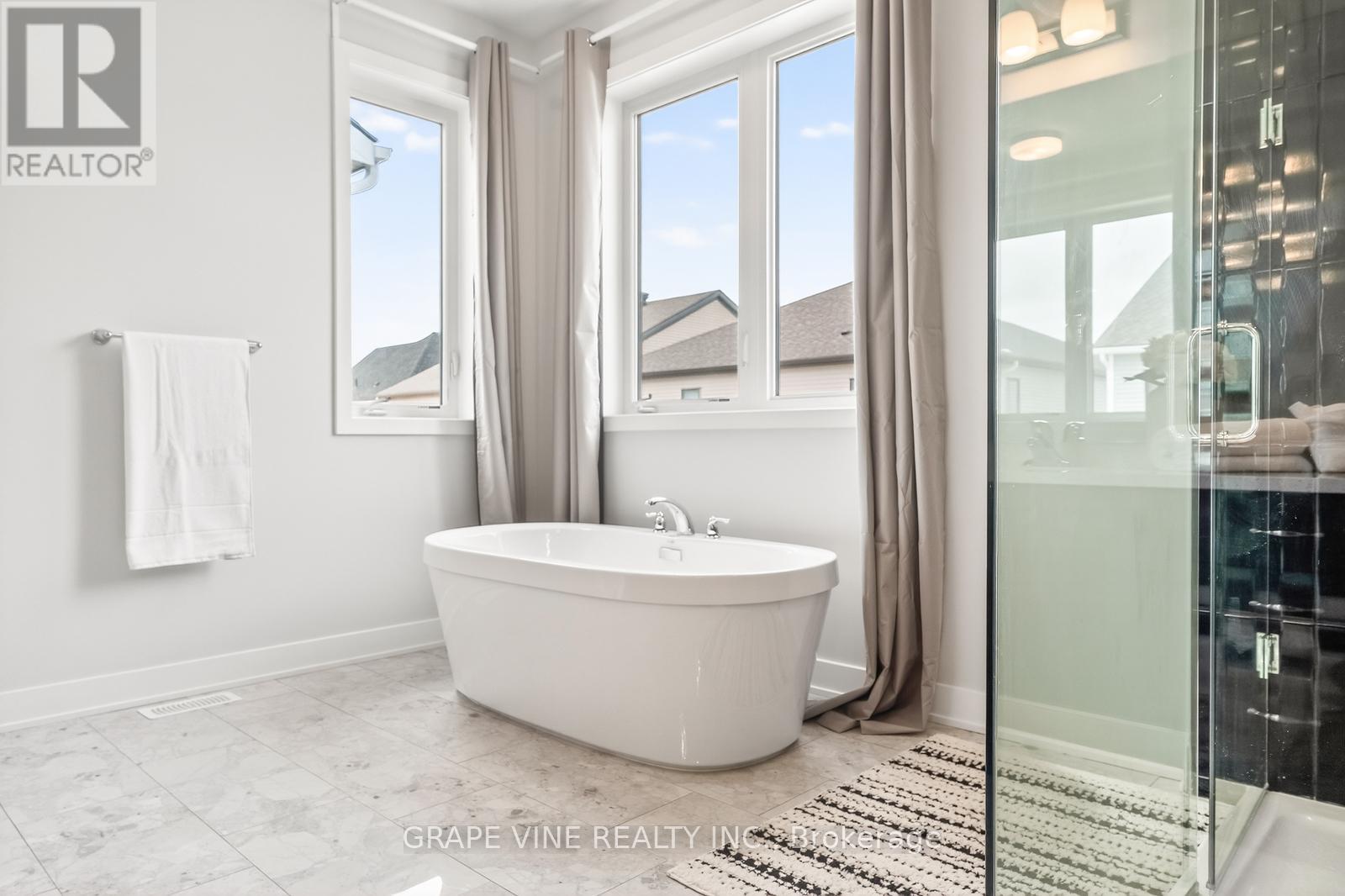 845 Pearly Everlasting Crescent, Ottawa, Ontario  K0A 2Z0 - Photo 27 - X12931410