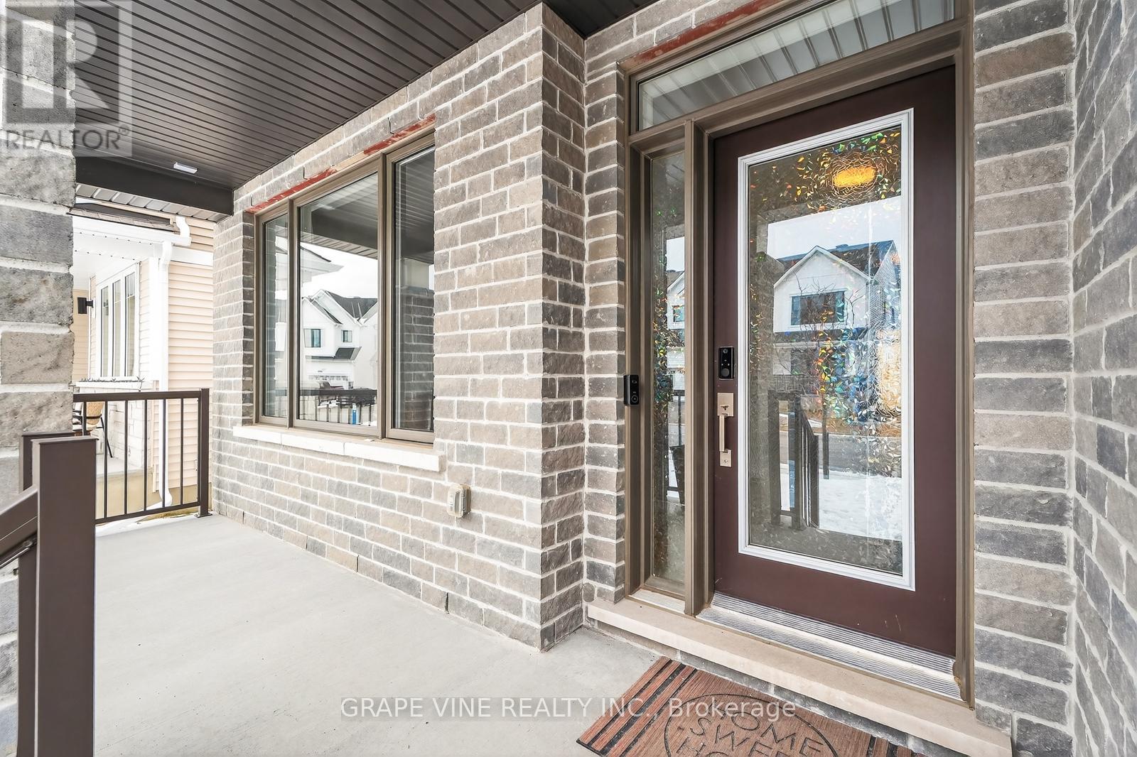 845 Pearly Everlasting Crescent, Ottawa, Ontario  K0A 2Z0 - Photo 3 - X12931410