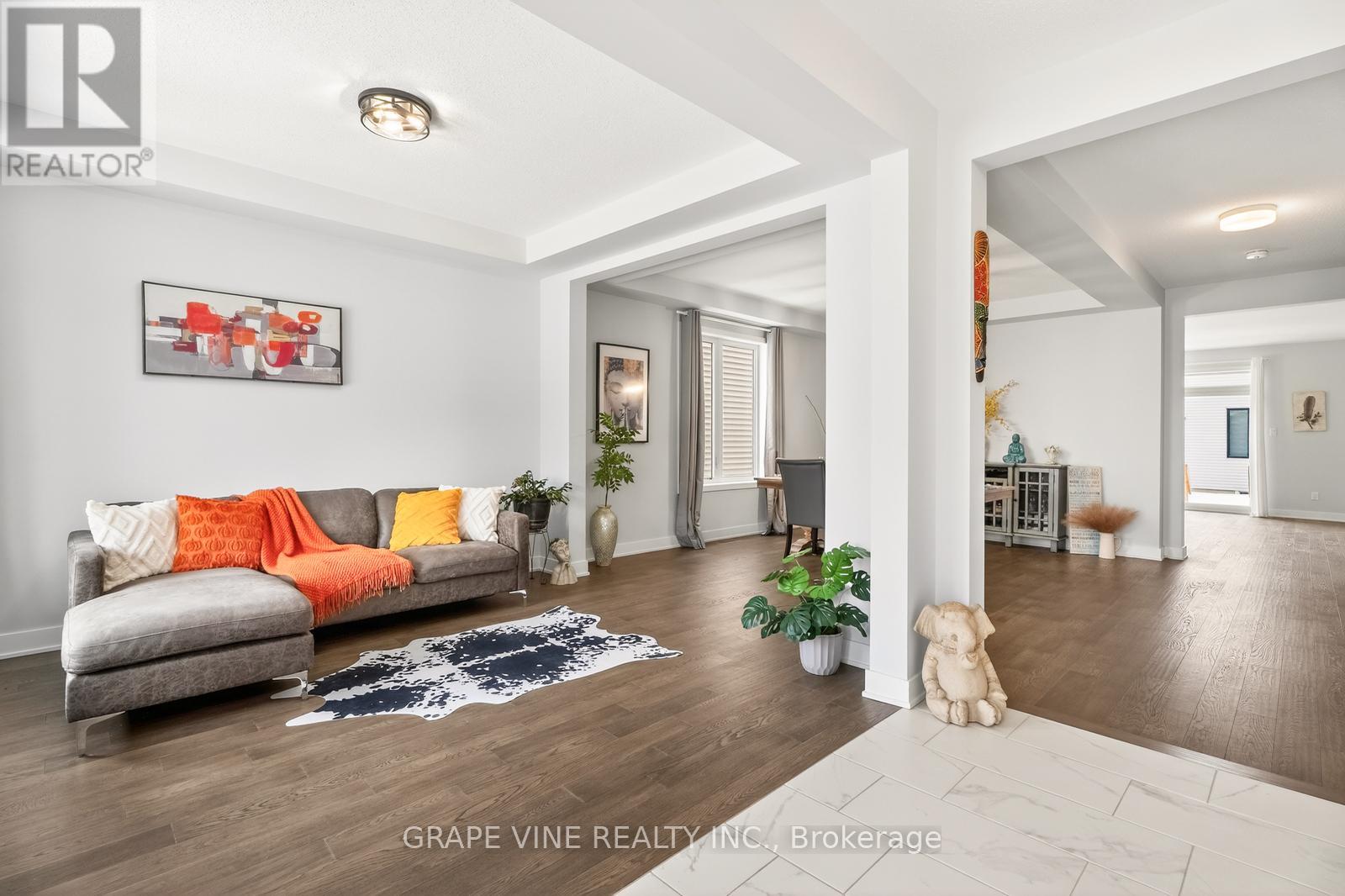 845 Pearly Everlasting Crescent, Ottawa, Ontario  K0A 2Z0 - Photo 5 - X12931410