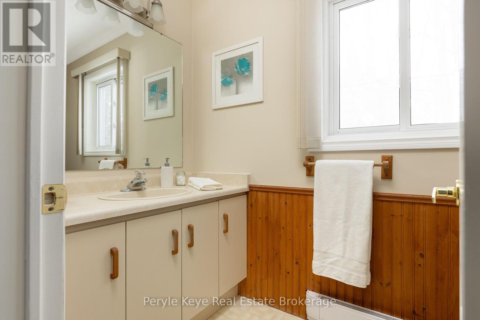 26 Westvale Drive, Bracebridge, Ontario  P1L 1B5 - Photo 41 - X12927312