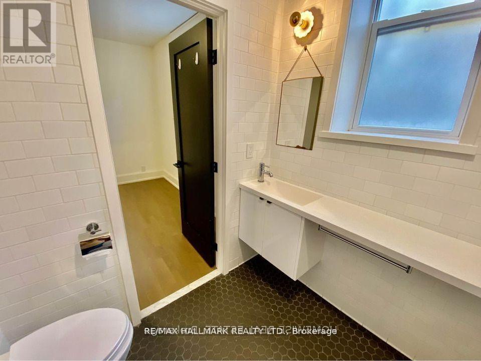 1a - 795 College Street, Toronto, Ontario  M6G 1C7 - Photo 12 - C12931408