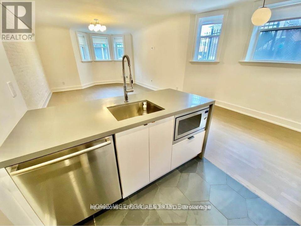 1a - 795 College Street, Toronto, Ontario  M6G 1C7 - Photo 5 - C12931408