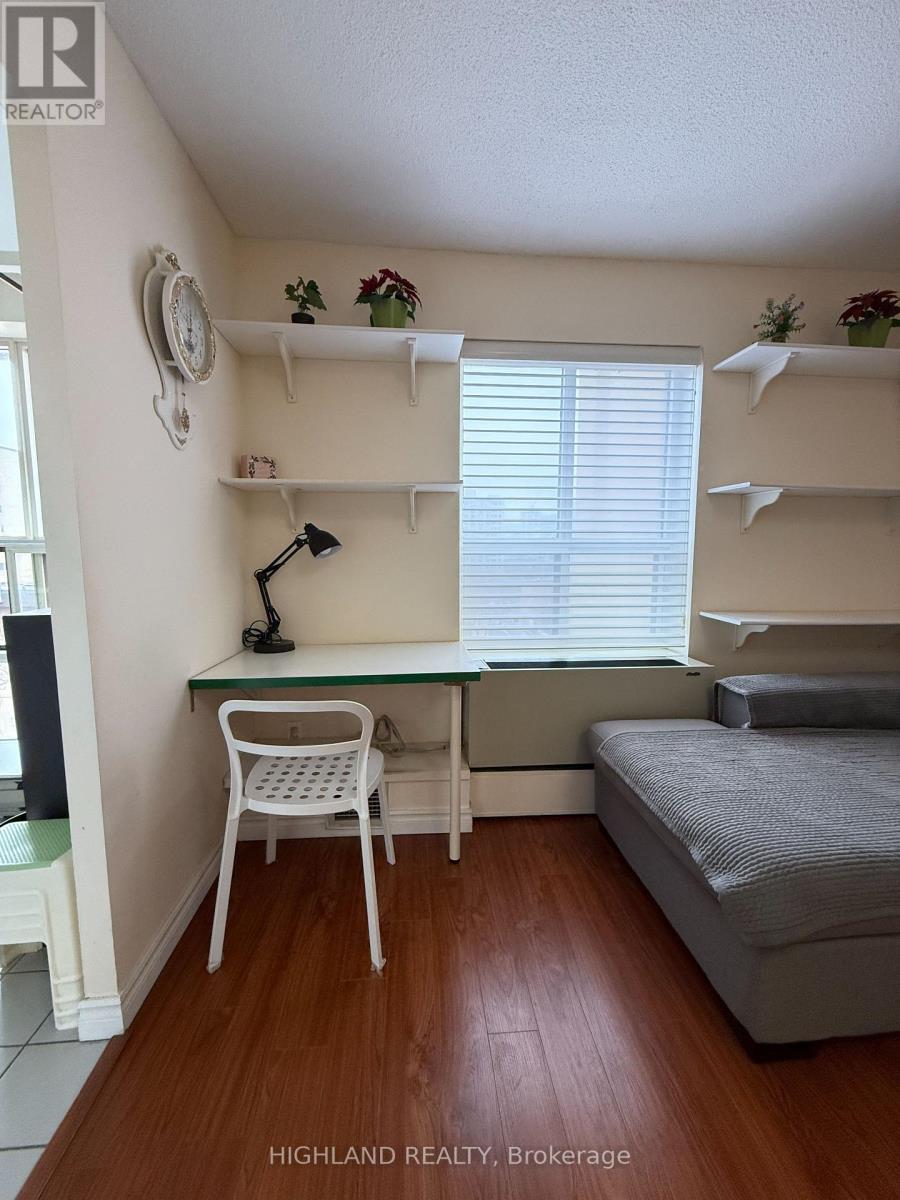 611 - 88 Charles Street E, Toronto, Ontario  M4Y 2W7 - Photo 10 - C12931412