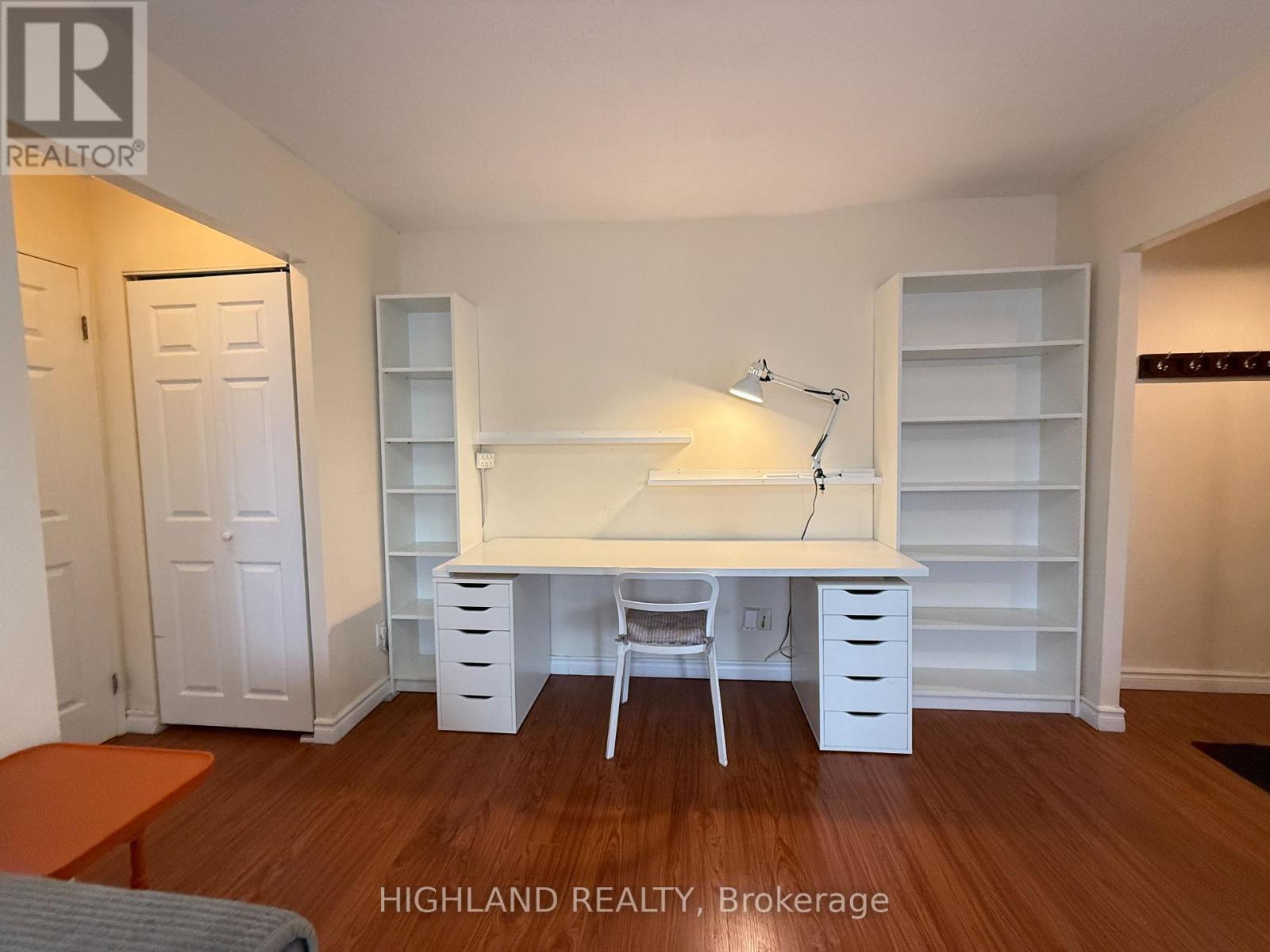 611 - 88 Charles Street E, Toronto, Ontario  M4Y 2W7 - Photo 11 - C12931412