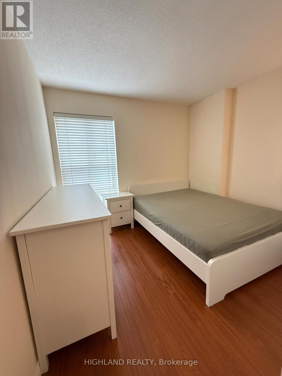 611 - 88 Charles Street E, Toronto, Ontario  M4Y 2W7 - Photo 13 - C12931412