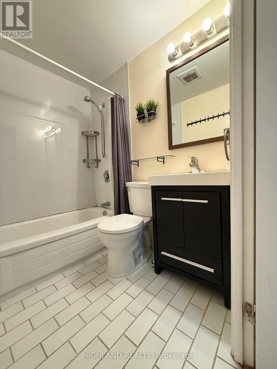 611 - 88 Charles Street E, Toronto, Ontario  M4Y 2W7 - Photo 16 - C12931412