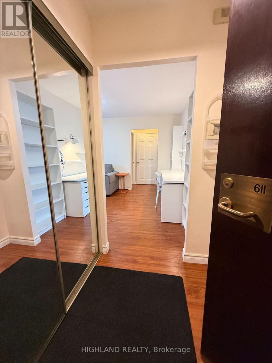 611 - 88 Charles Street E, Toronto, Ontario  M4Y 2W7 - Photo 6 - C12931412