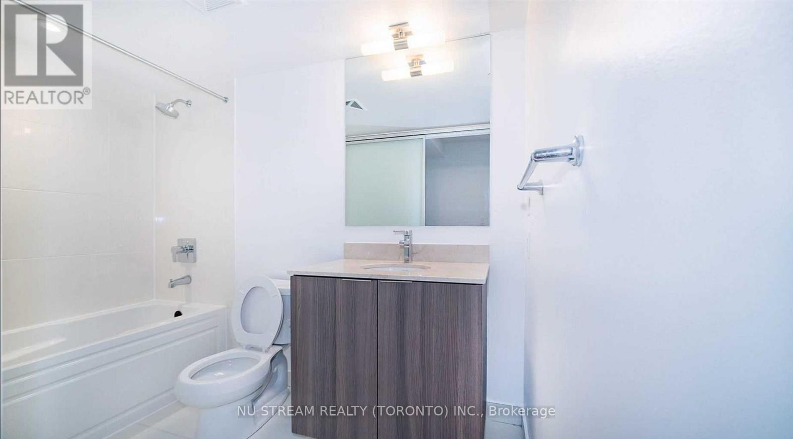 1620 - 955 Bay Street, Toronto, Ontario  M5S 0C6 - Photo 12 - C12931428